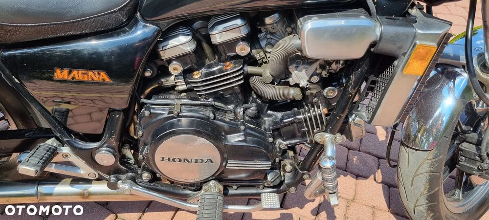 Honda VF - 6