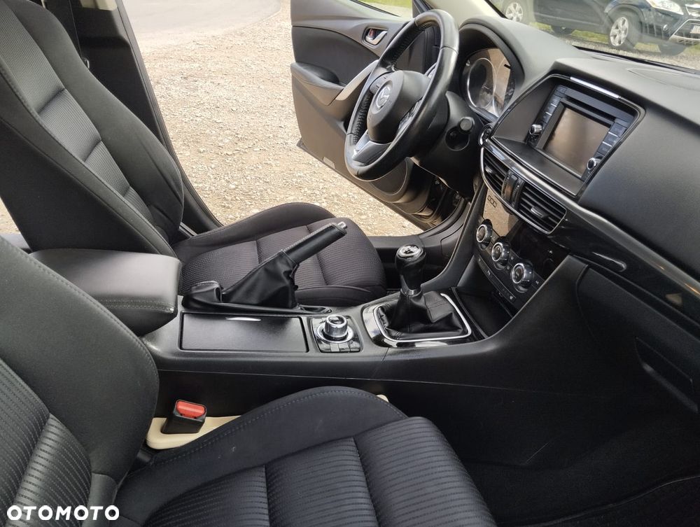 Mazda 6 - 12