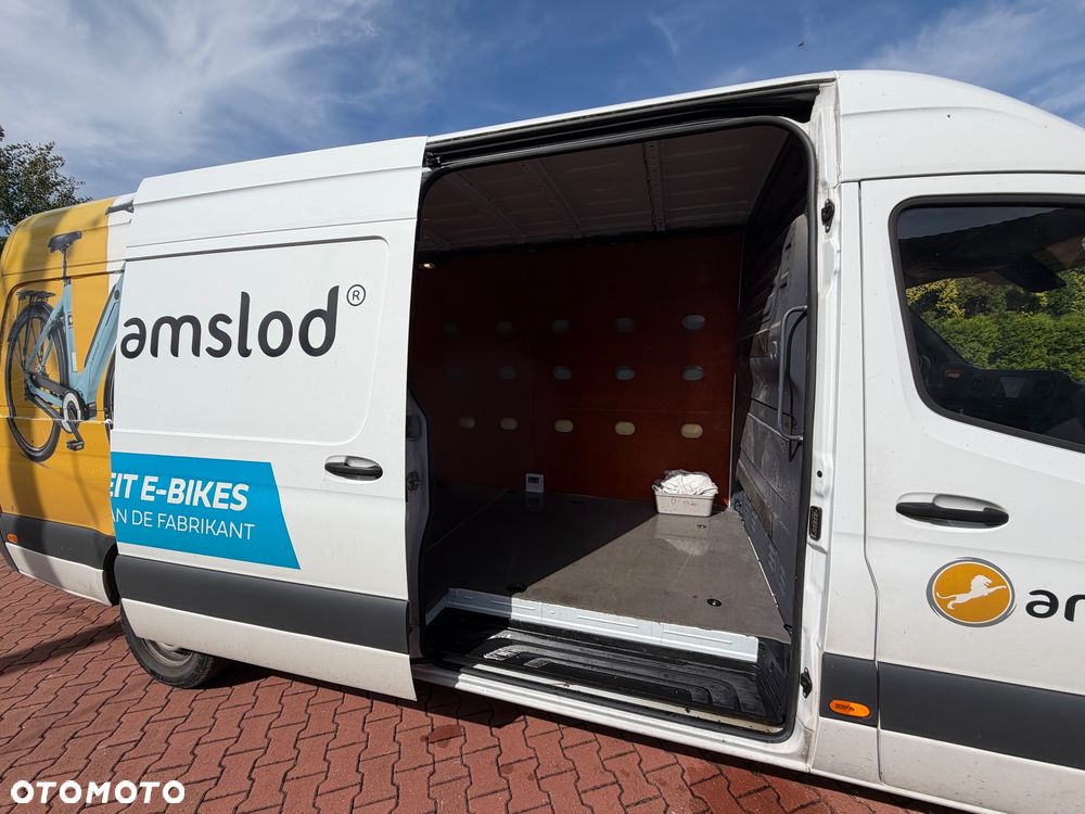 Mercedes-Benz Sprinter - 6