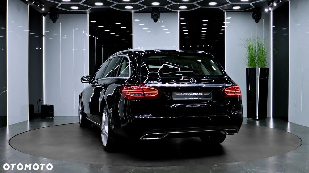 Mercedes-Benz Klasa C 300 d 9G-TRONIC - 7