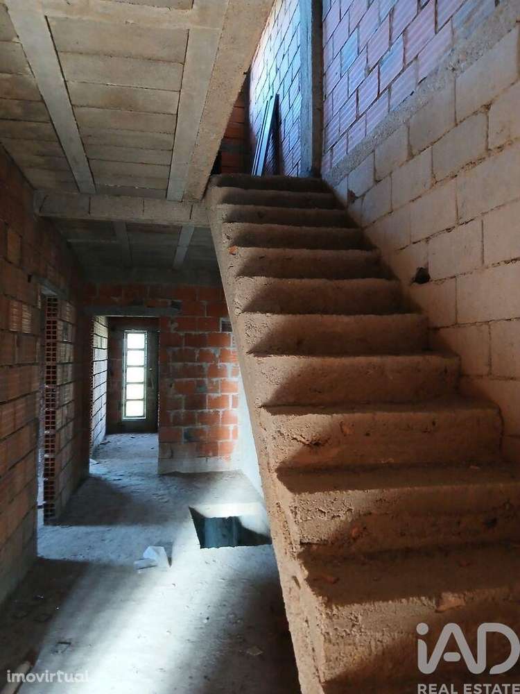 Moradia geminada T3 em Santa Clara e Castelo Viegas de 115,1 m2 - Grande imagem: 5/12