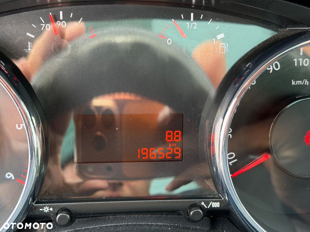 Peugeot 3008 HDi 115 Allure - 18