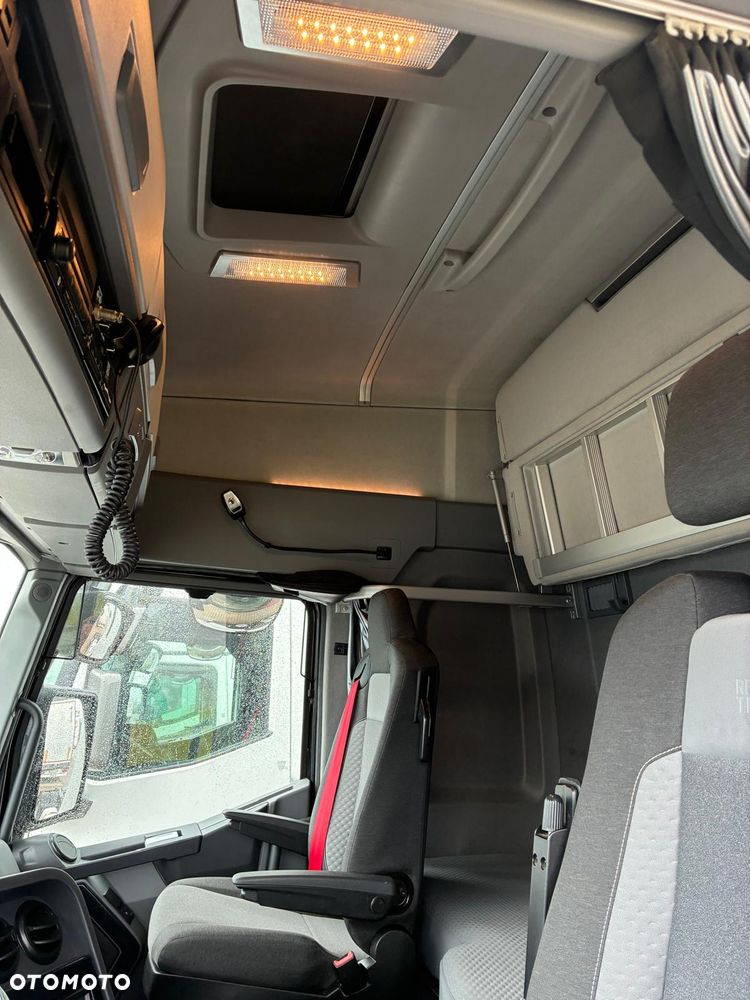 Renault T480 X-LOW High Sleeper Cab EVO - 17