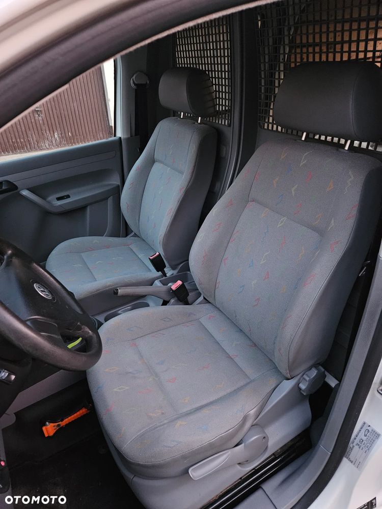 Volkswagen Caddy - 9