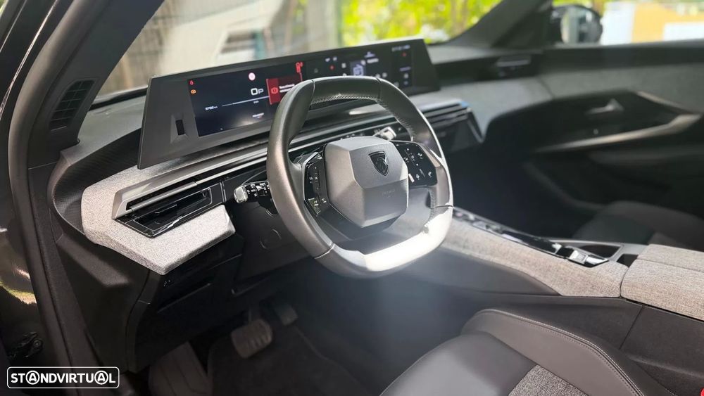 Peugeot 3008 1.2 Hybrid Allure e-DCS6 - 14