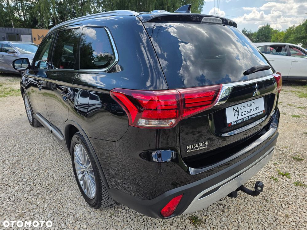 Mitsubishi Outlander - 20
