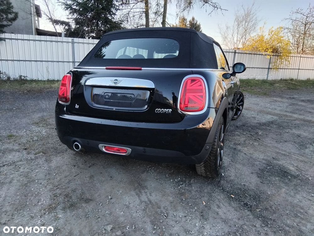 MINI Cooper John Works Trim - 8