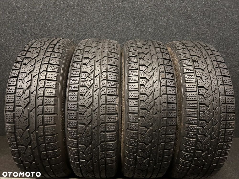 Opony zimowe Kumho Asymetric Izen RV 215/70/16 100T 4szt. - 1