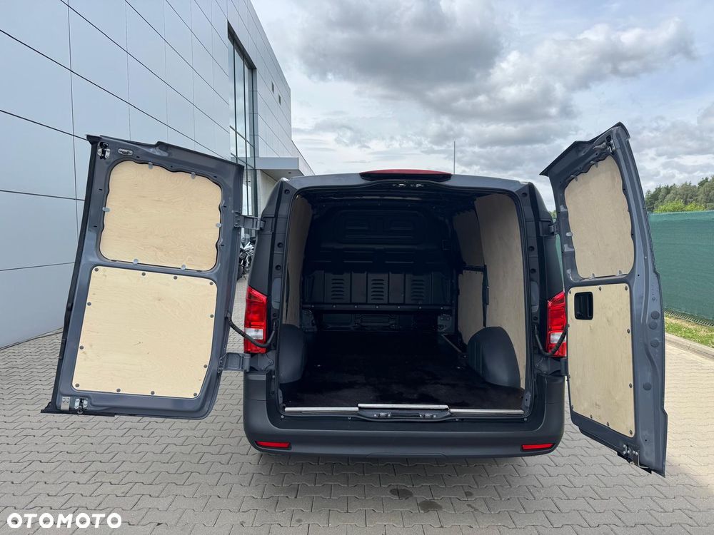 Mercedes-Benz Vito - 27