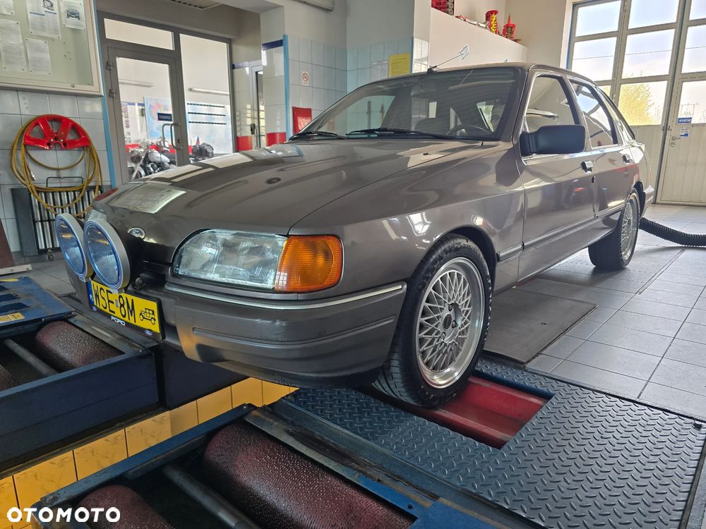 Ford Sierra - 32