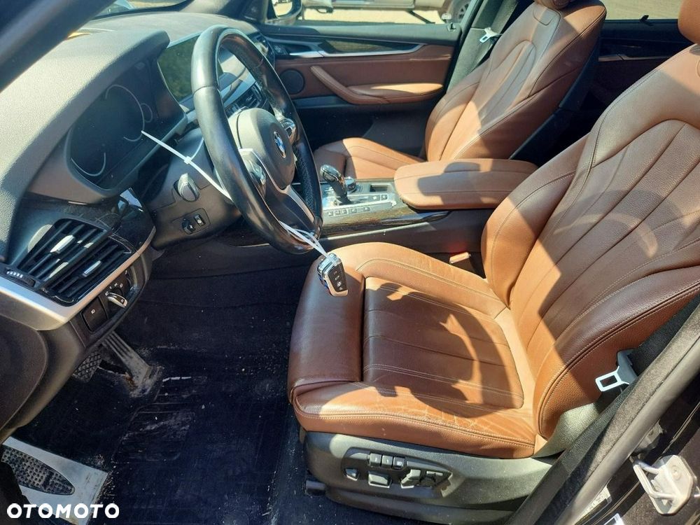 BMW X5 xDrive35i M Sport Edition - 7