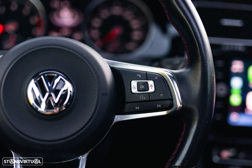 VW Golf 2.0 TSi GTi - 47