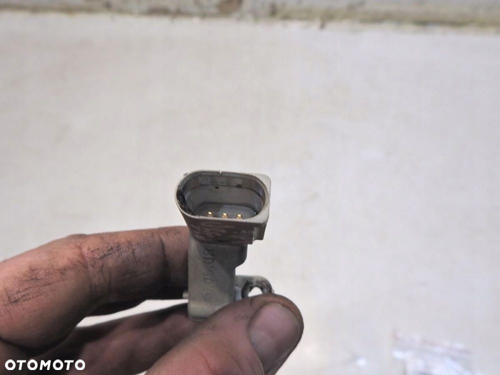 CZUJNIK POŁOŻENIA WAŁU AUDI A3 8P 2.0 TDI 045906433A - 2