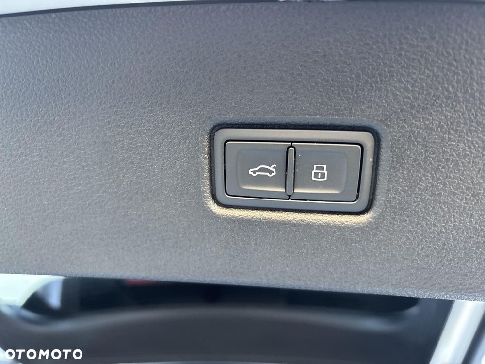 Audi Q5 Sportback - 33