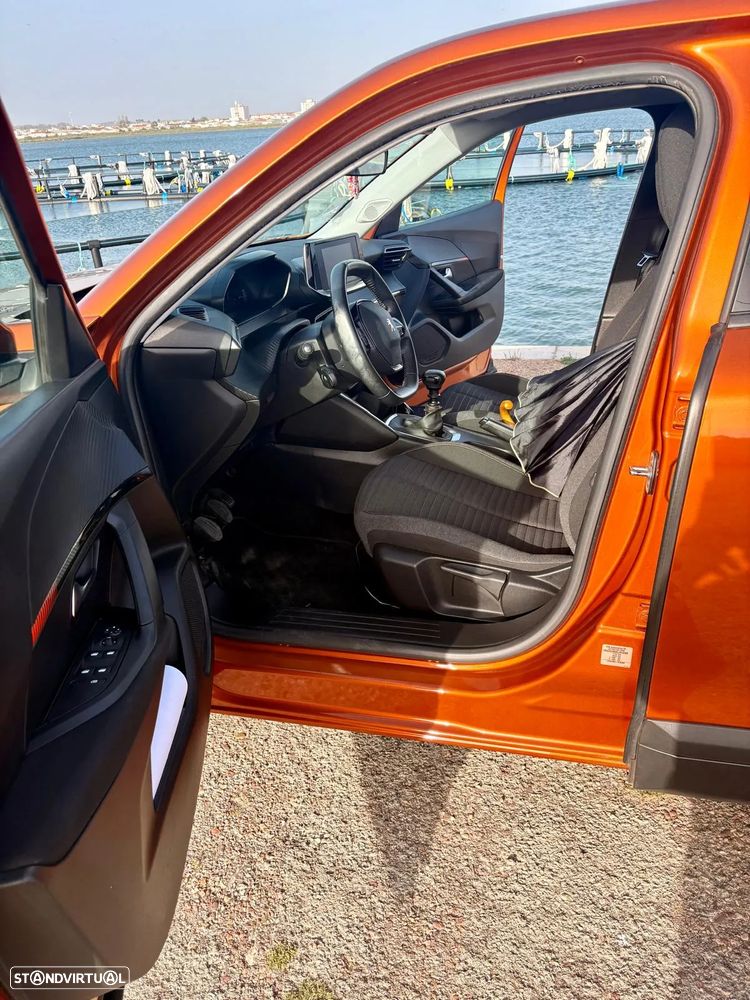 Peugeot 2008 1.2 PureTech Allure - 14