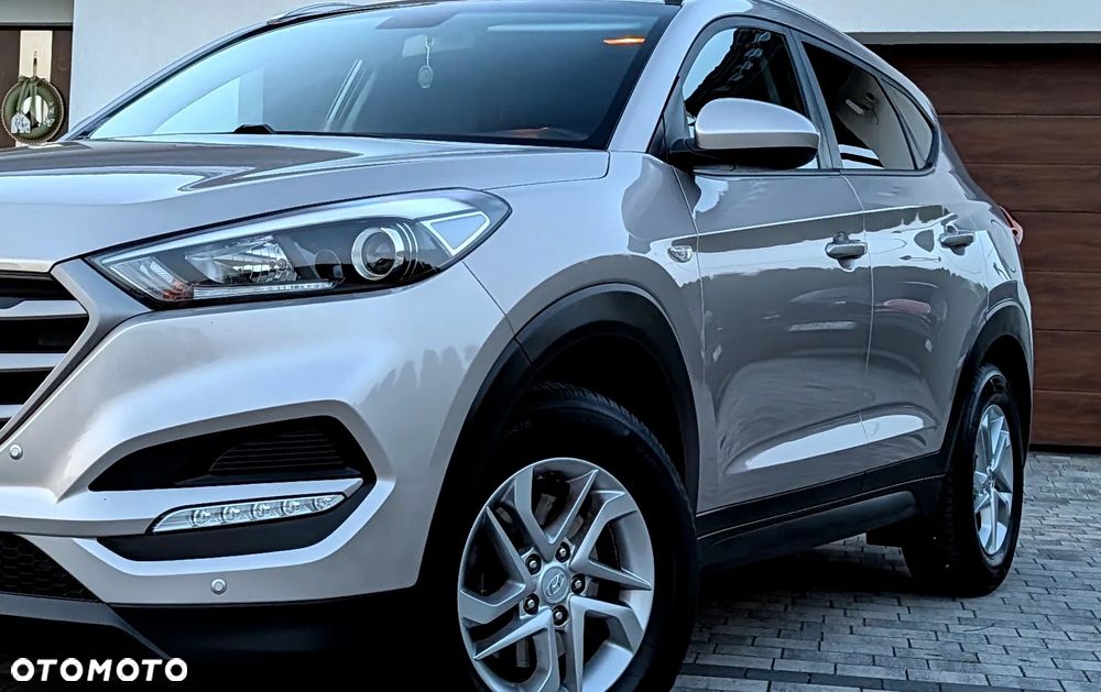 Hyundai Tucson 1.6 GDI BlueDrive Design 2WD - 22