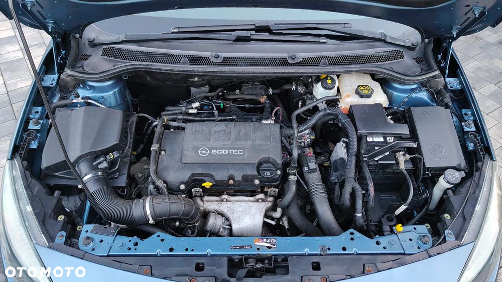 Opel Astra 1.4 Turbo ENERGY - 32