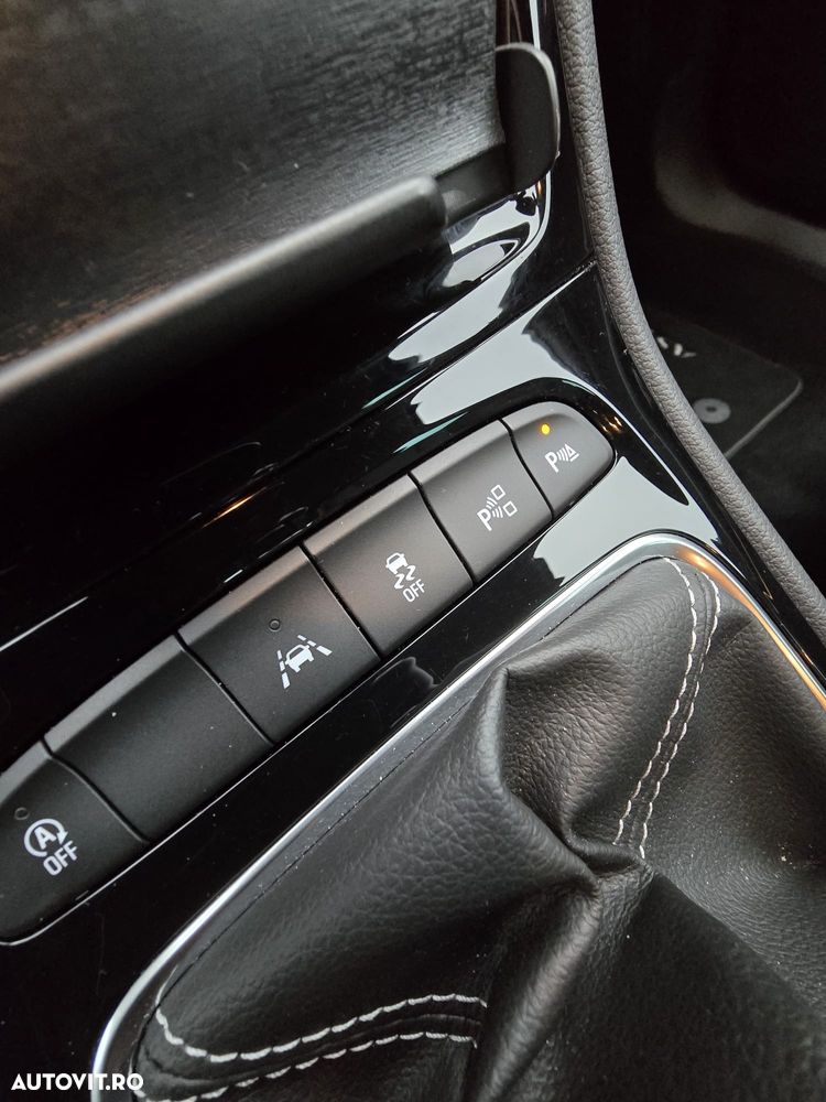 Opel Astra 1.6 BiTurbo D (CDTI) Start/Stop Dynamic - 21