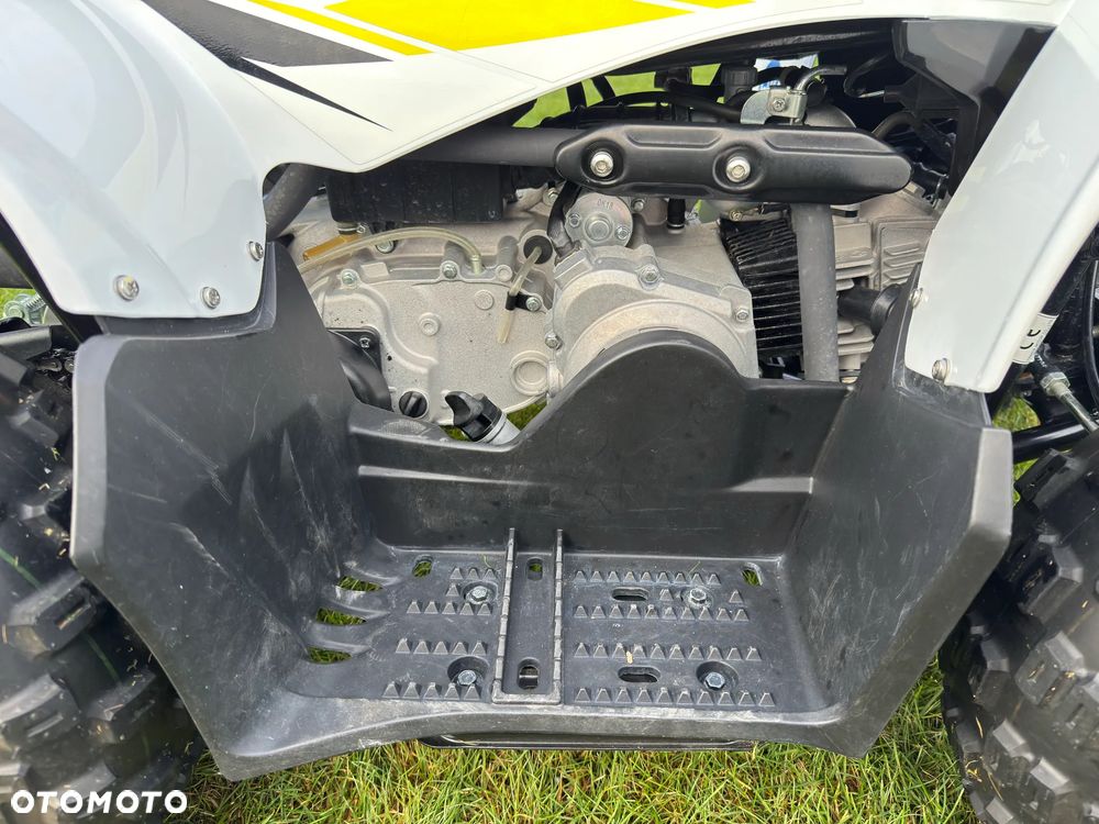Yamaha YFZ - 15