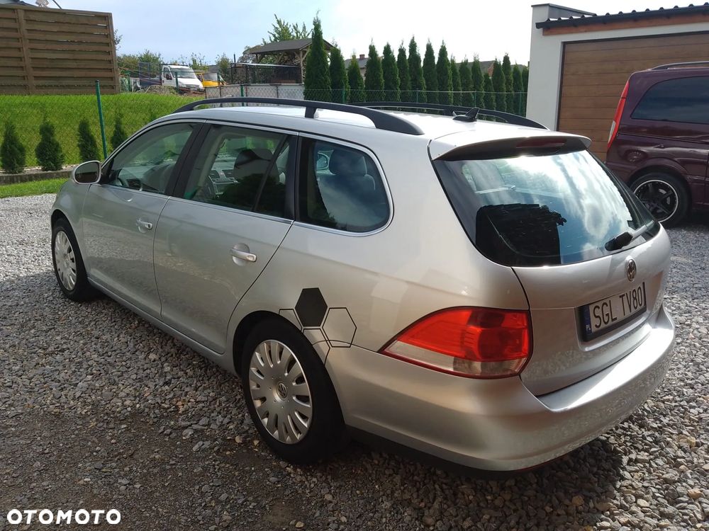 Volkswagen Golf - 9