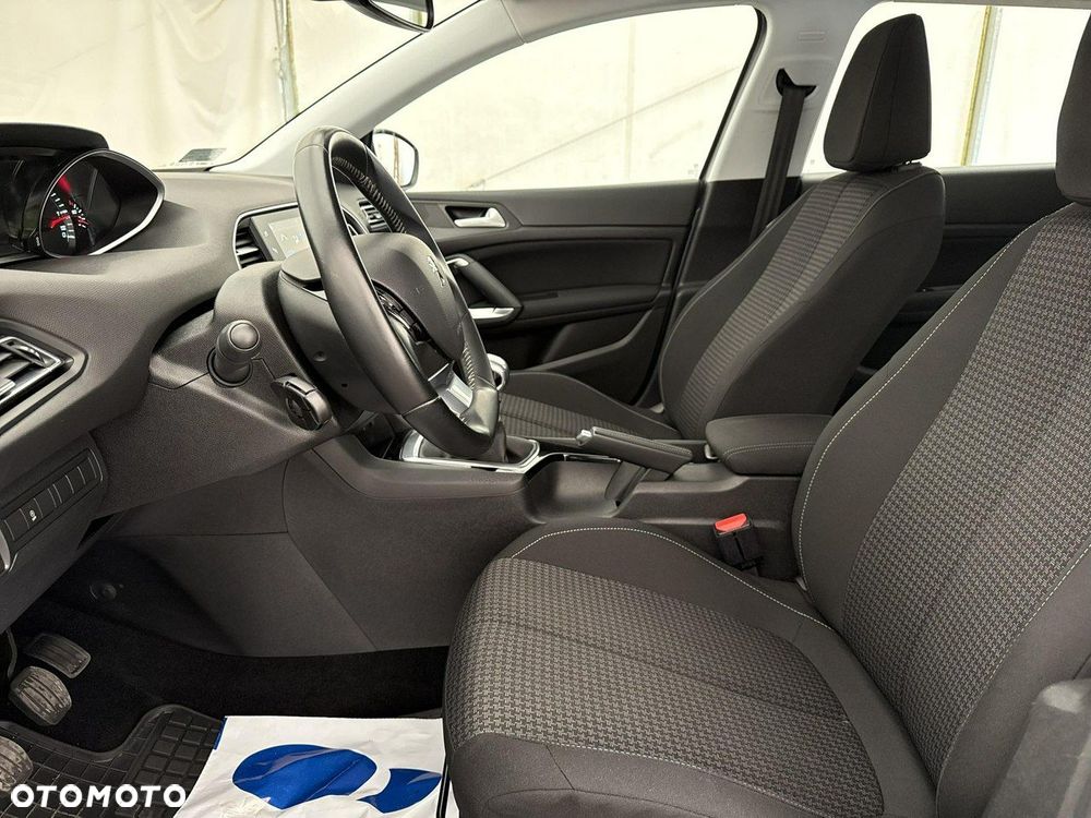 Peugeot 308 - 12