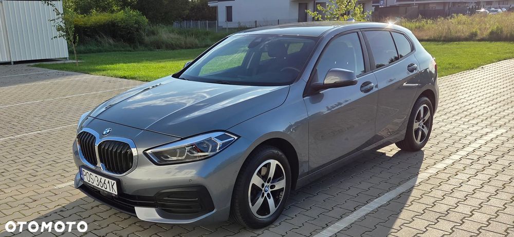 BMW Seria 1 118I 2024 photo 2