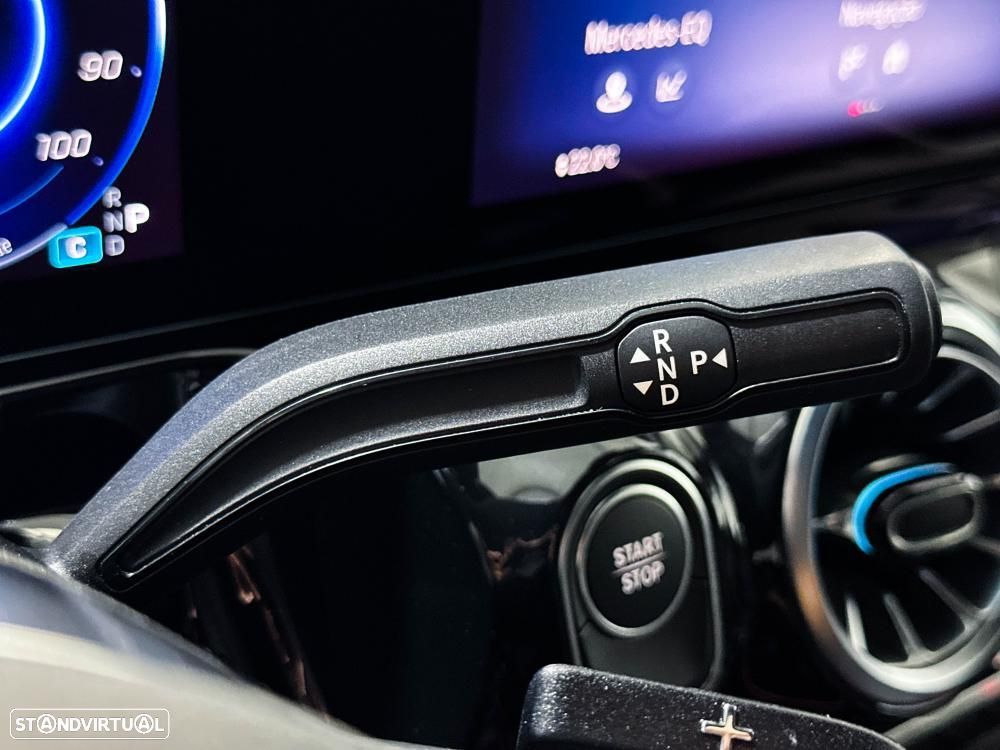 Mercedes-Benz EQA 250+ — fotografia 48
