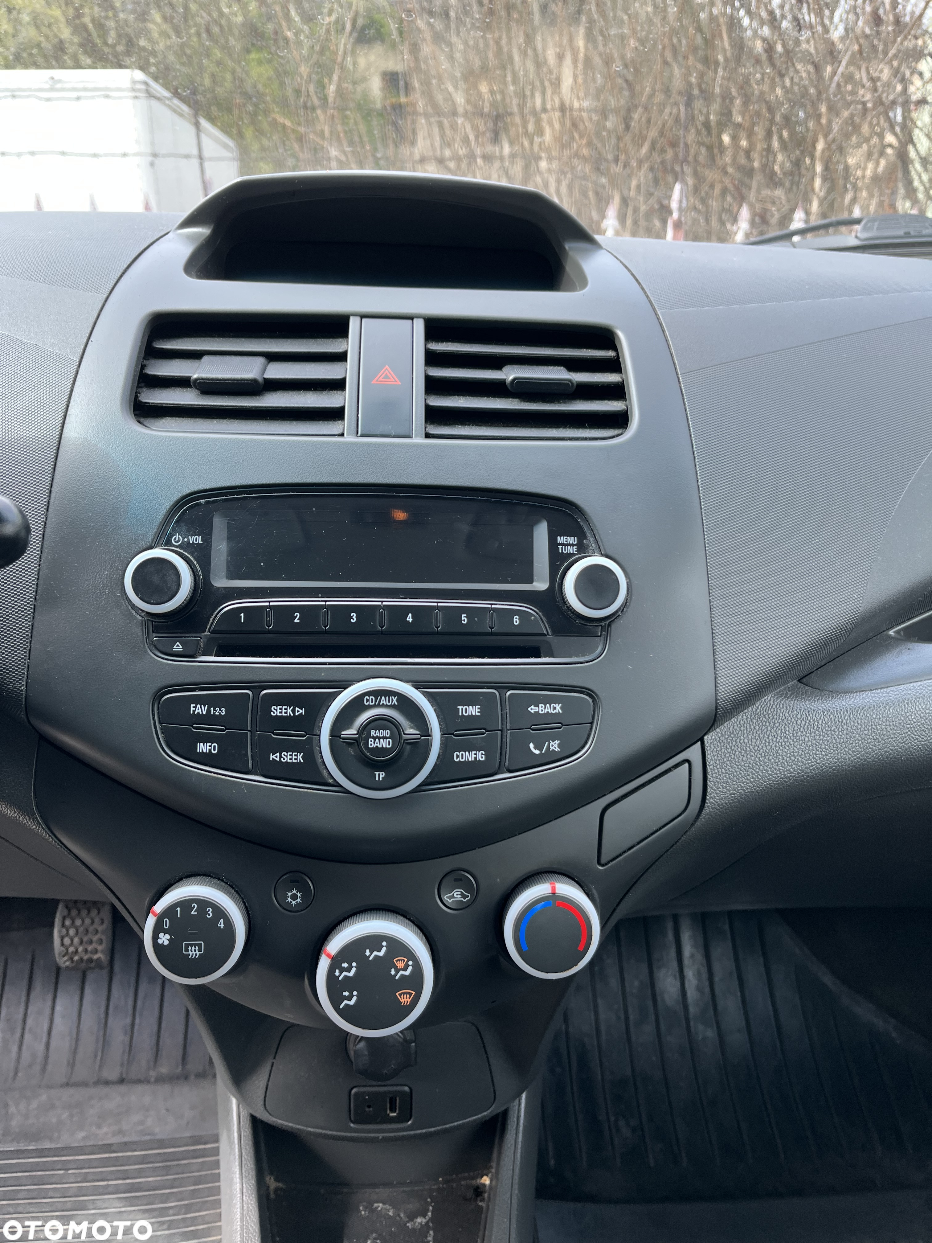 Chevrolet Spark 1.0 LS+ Design - 9