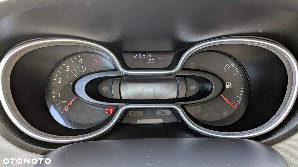 Renault Trafic - 21