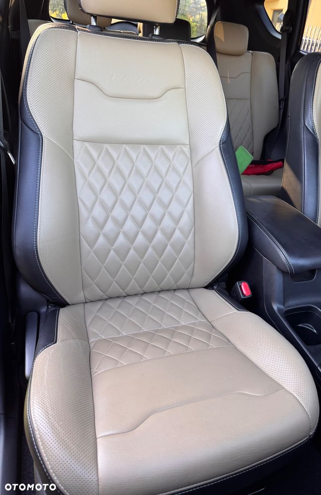 Toyota RAV4 Hybrid Prestige 4x4 - 15