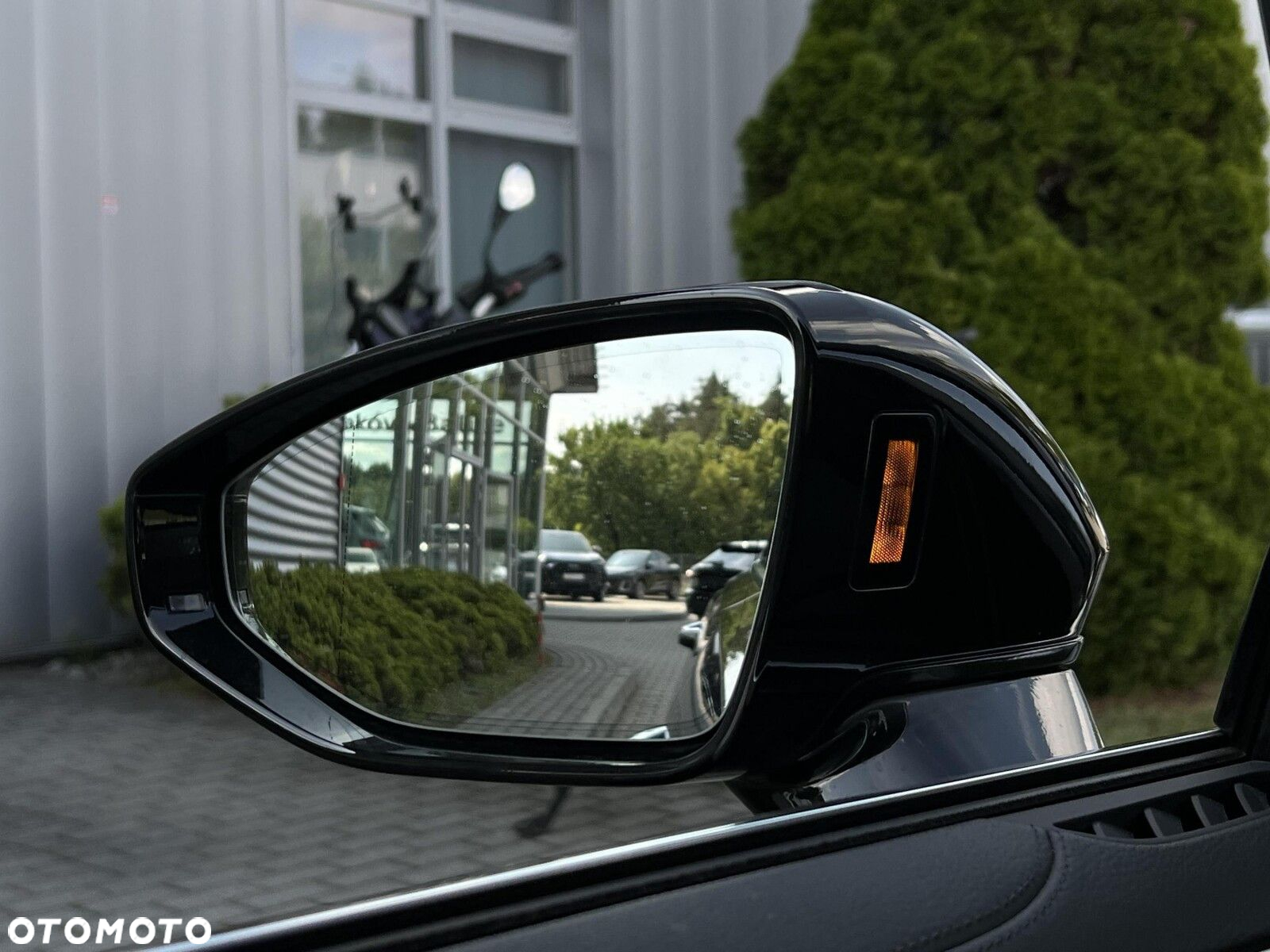 Audi A8 - 32