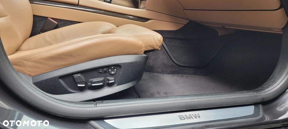 BMW Seria 7 730d Blue Performance - 19