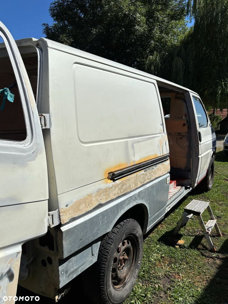 Volkswagen Transporter - 10