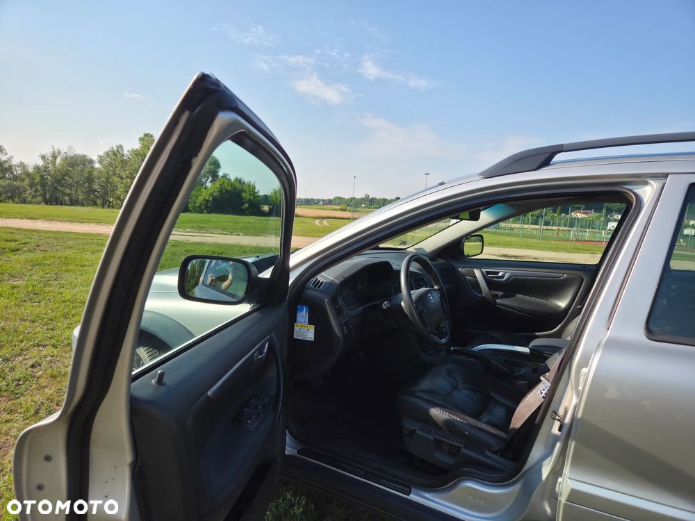 Volvo XC 70 D5 AWD Automatik - 6