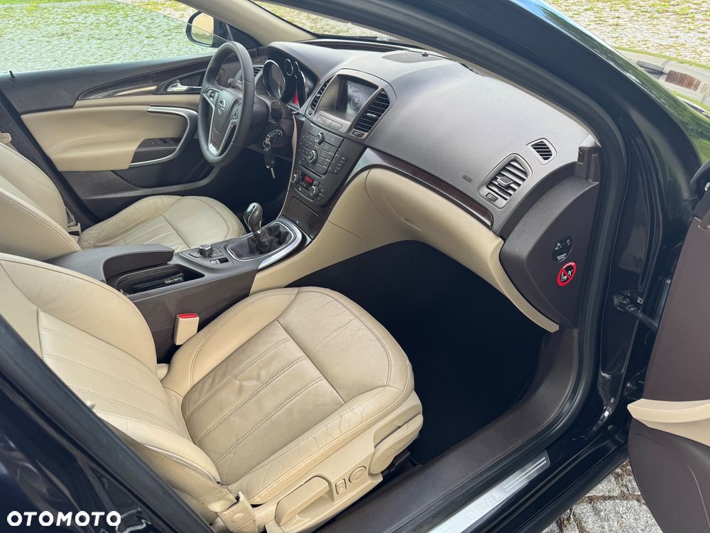 Opel Insignia 2.0 CDTI Cosmo - 27
