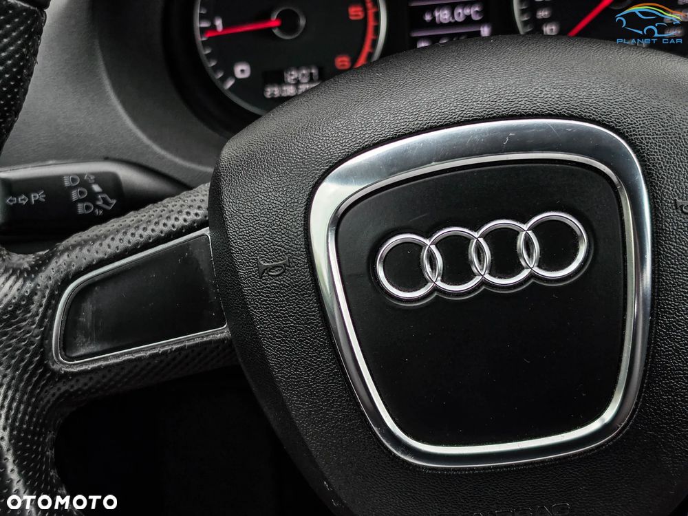 Audi A3 Sportback 2.0 TDI DPF S line Sportpaket - 25