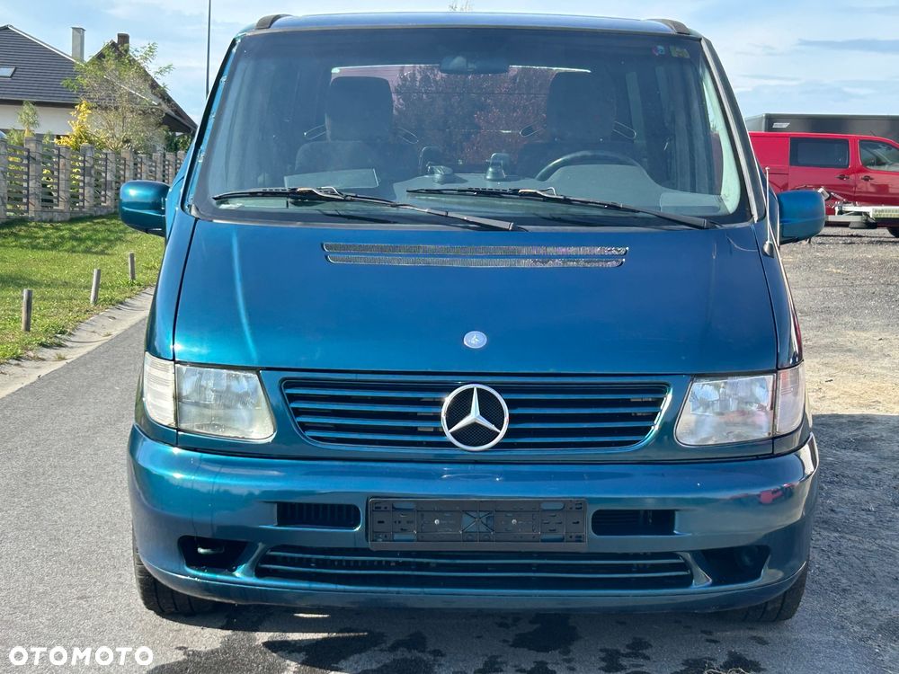 Mercedes-Benz Klasa V - 8