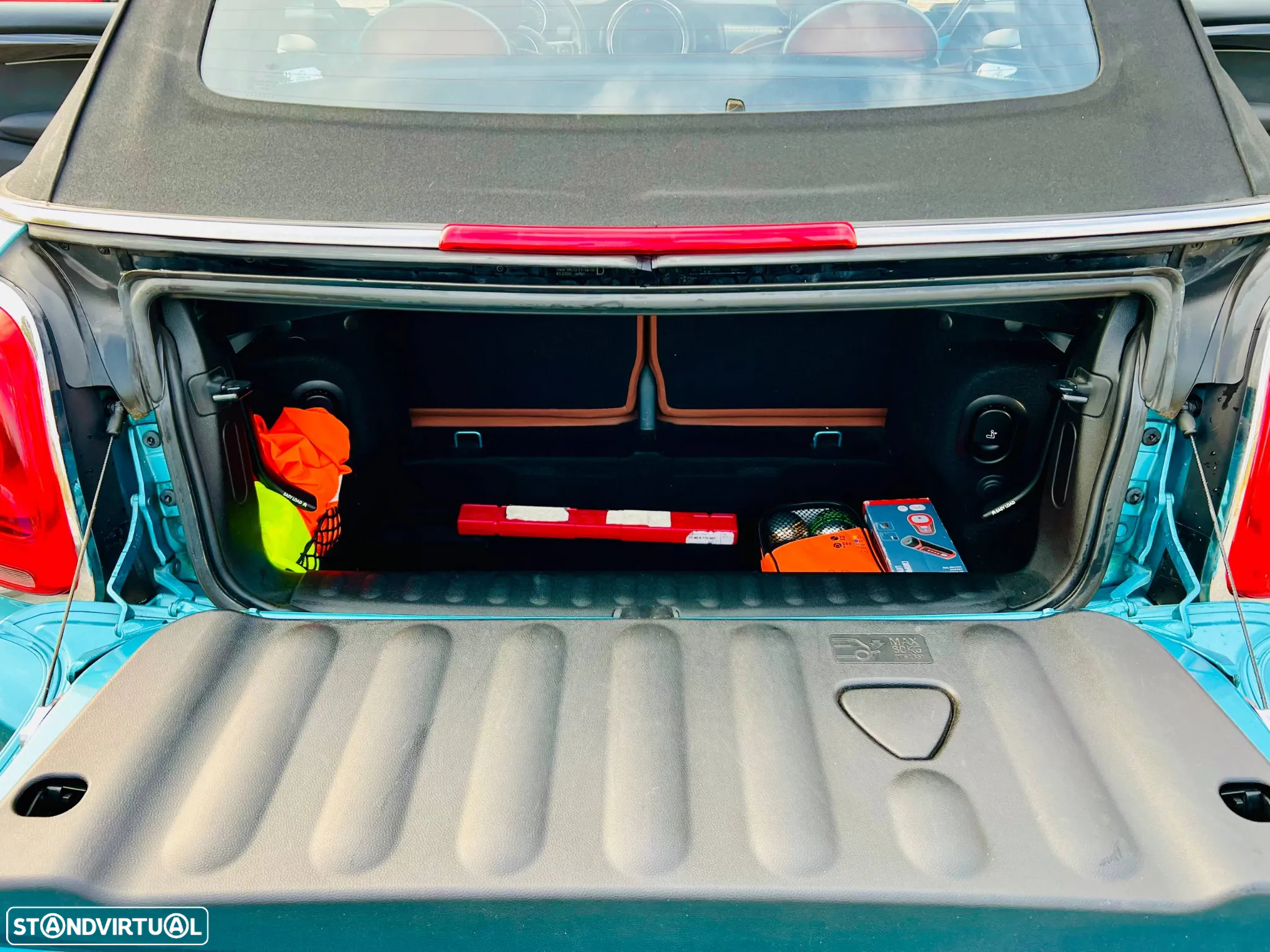 MINI Cabrio Cooper D - 17