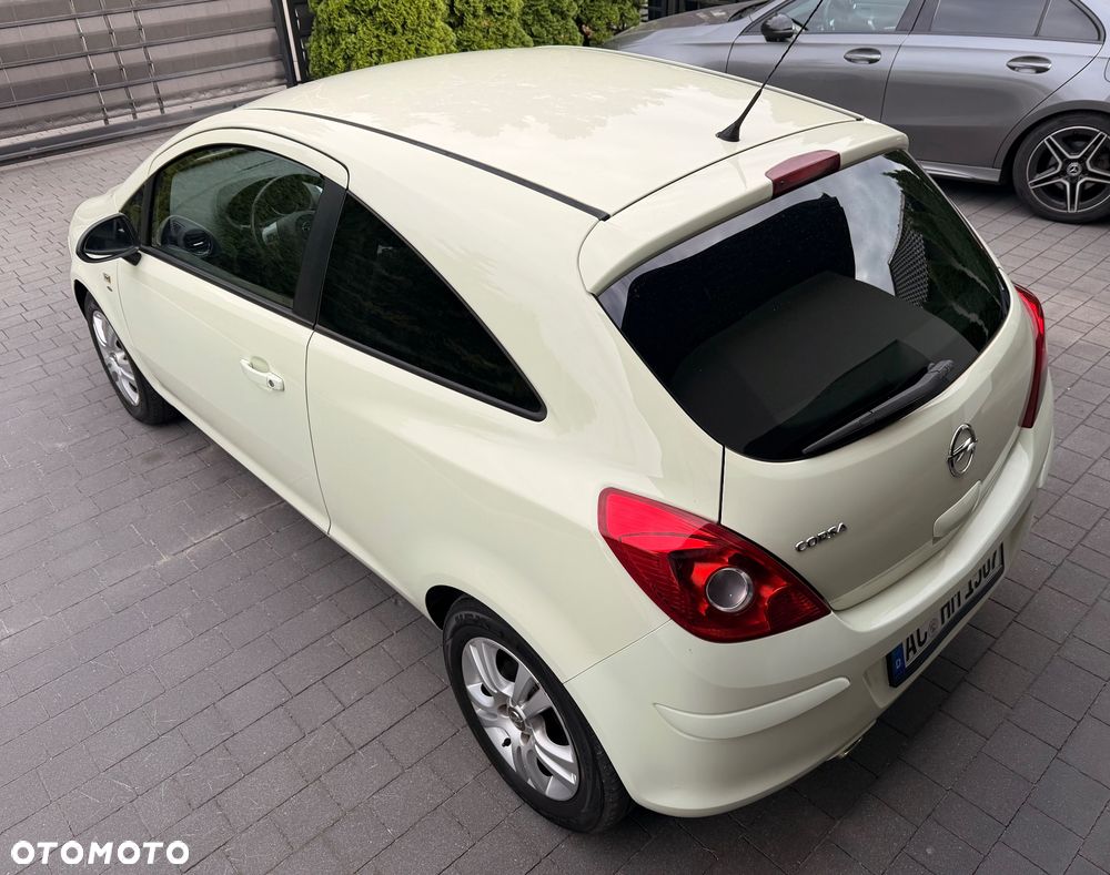 Opel Corsa - 11
