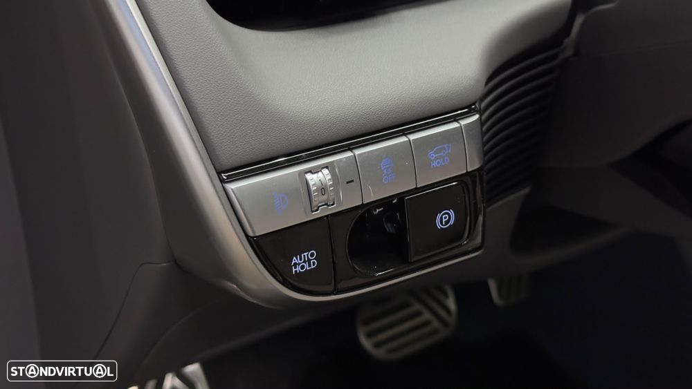 Hyundai Ioniq 5 77,4 kWh 4WD Uniq - 22