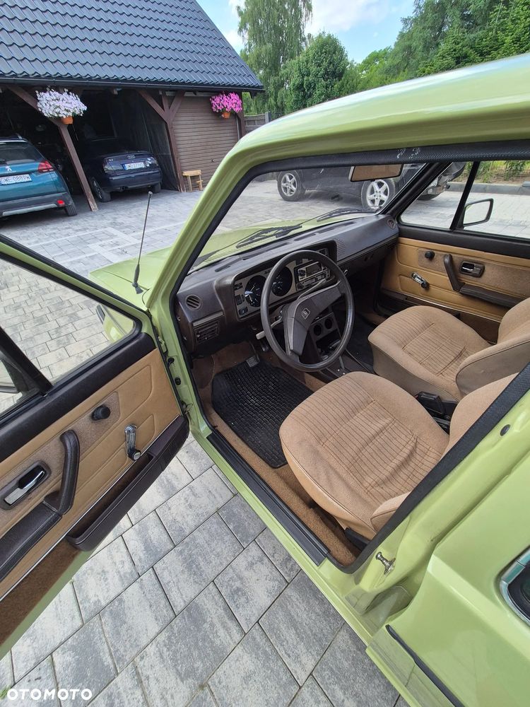 Volkswagen Golf - 6
