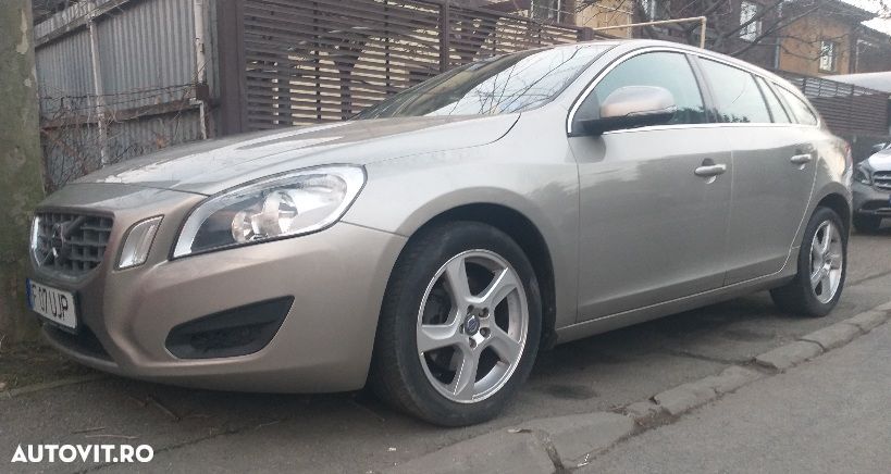 Volvo V60 D2 Kinetic - 3