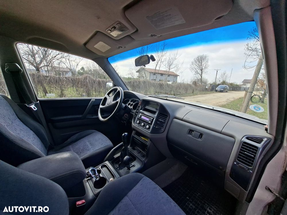 Mitsubishi Pajero 2.5 TD Classic - 5