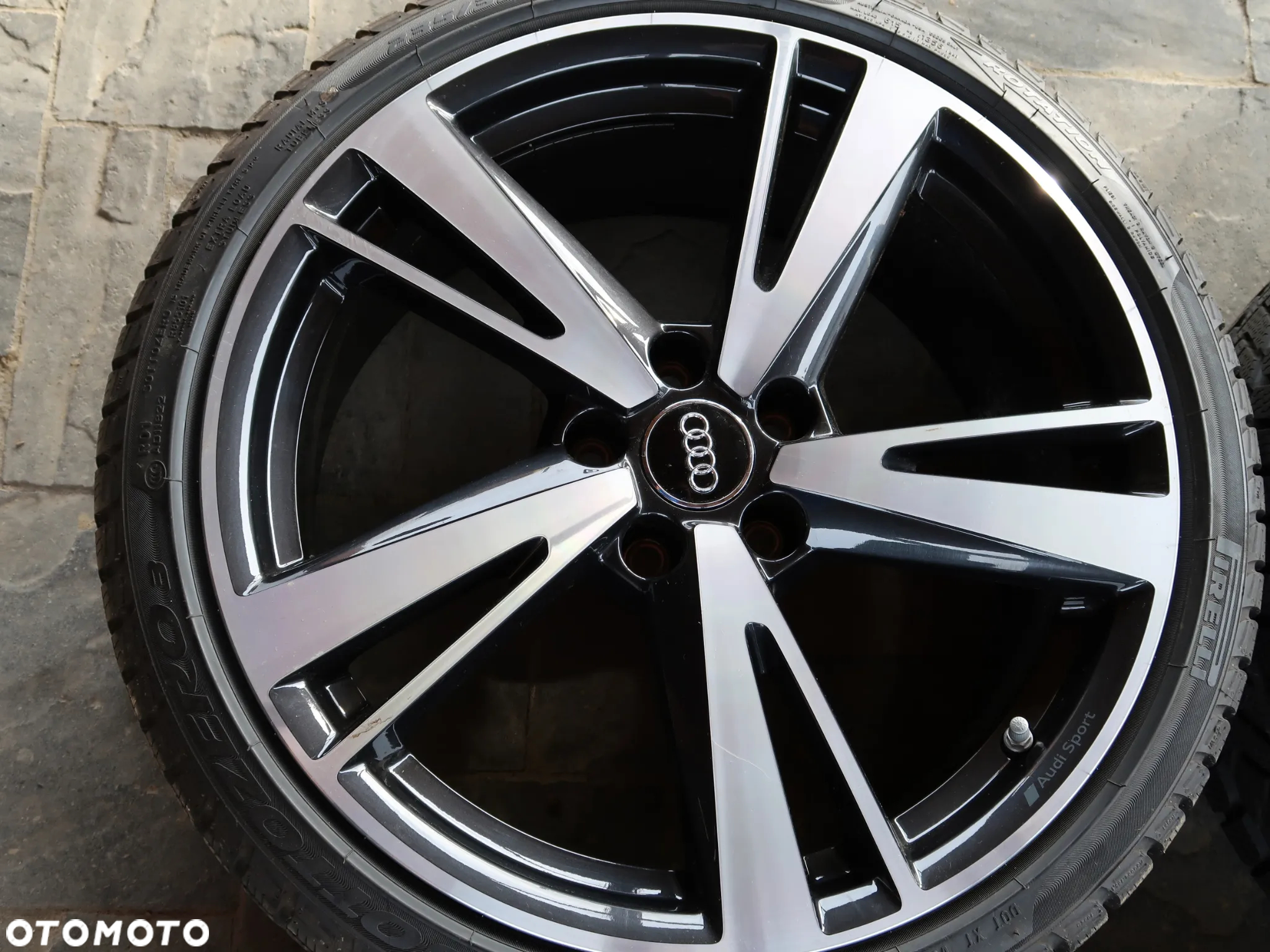 Koła zimowe Audi S3 A3 8Y0 235/35R19 Pirelli - 4
