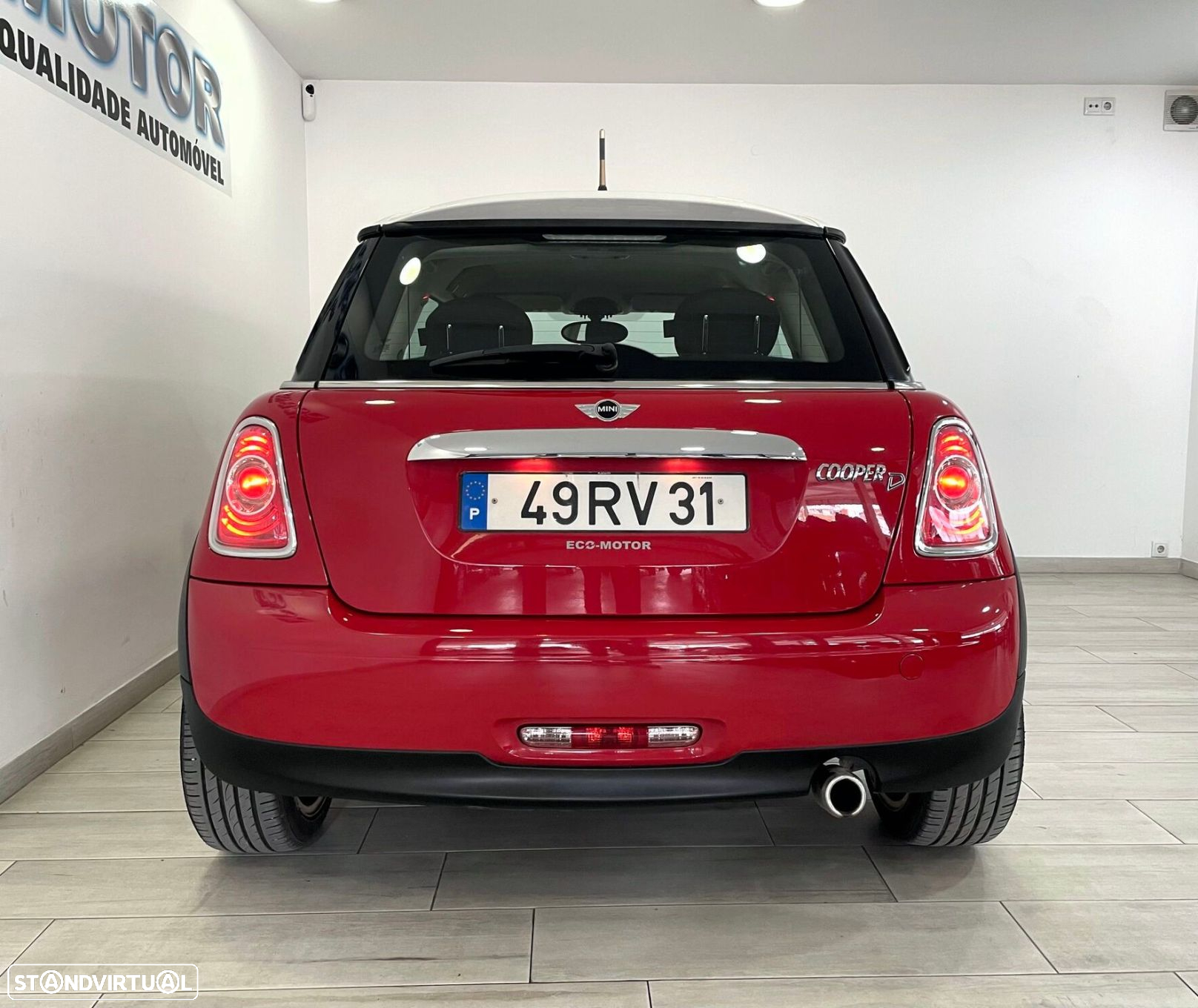 MINI 3 Portas Cooper D - 18