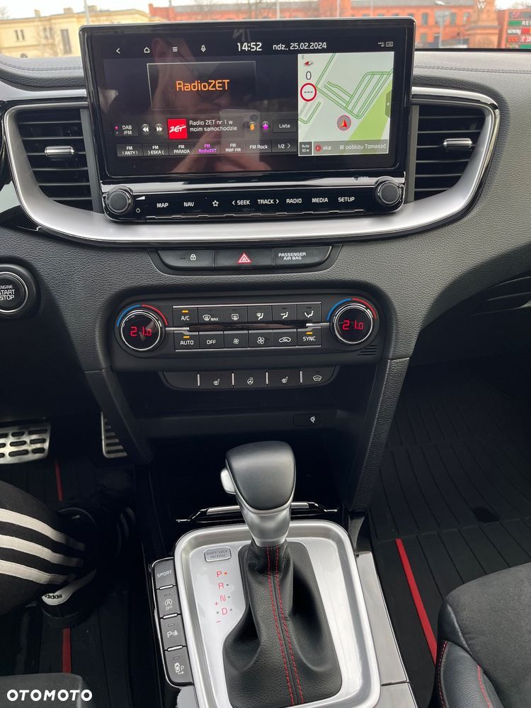 Kia ProCeed 1.6 T-GDI GT DCT - 10