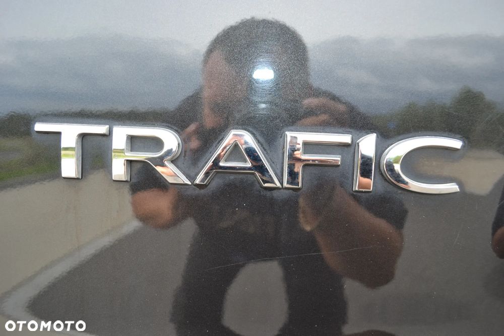 Renault Trafic - 32