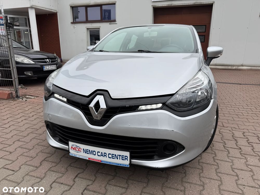 Renault Clio 1.2 16V 75 LIMITED - 3