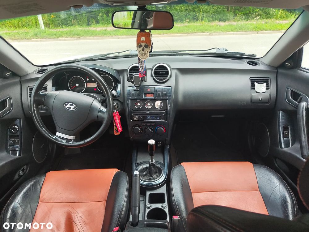 Hyundai Coupe 2.0 GLS - 25