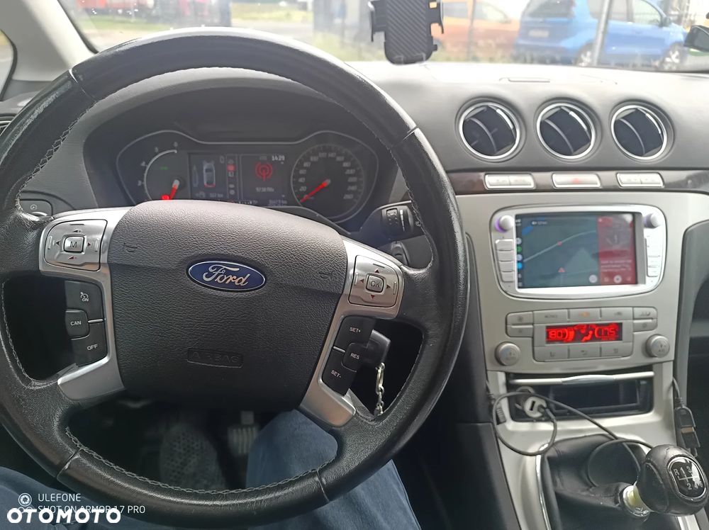 Ford Galaxy 2.0 TDCi Ghia - 14